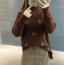 Load image into Gallery viewer, Warm Wool  Sweaters Women Pullover  Winter Pattern High quality Casual Soft Mohair Snowflak Autumn Thick Fashion knitted Fall